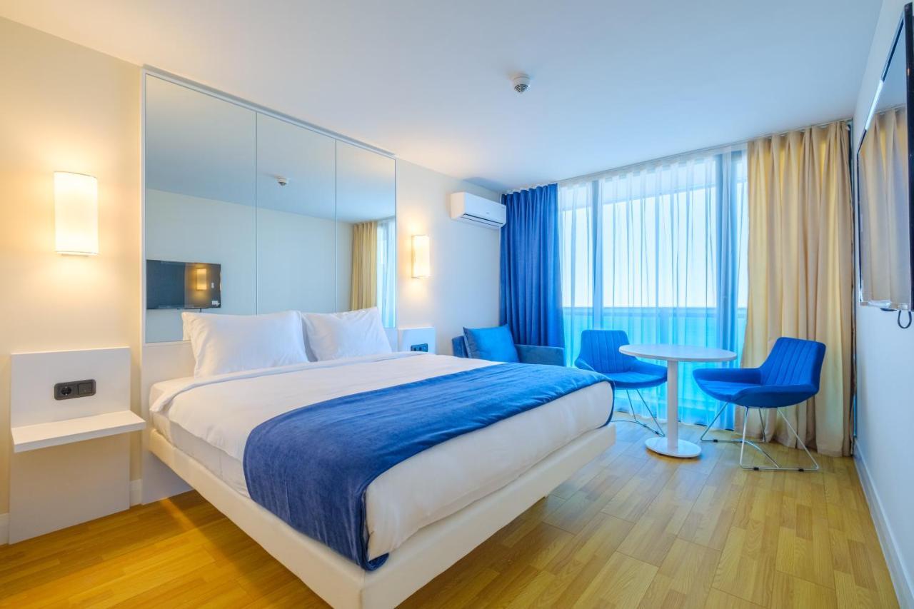 Orbi City Hotel Official D Block Batumi Esterno foto