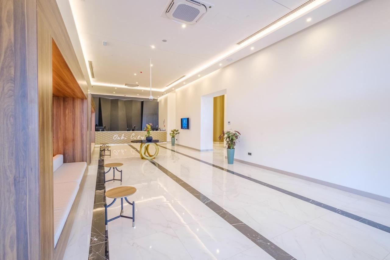 Orbi City Hotel Official D Block Batumi Esterno foto
