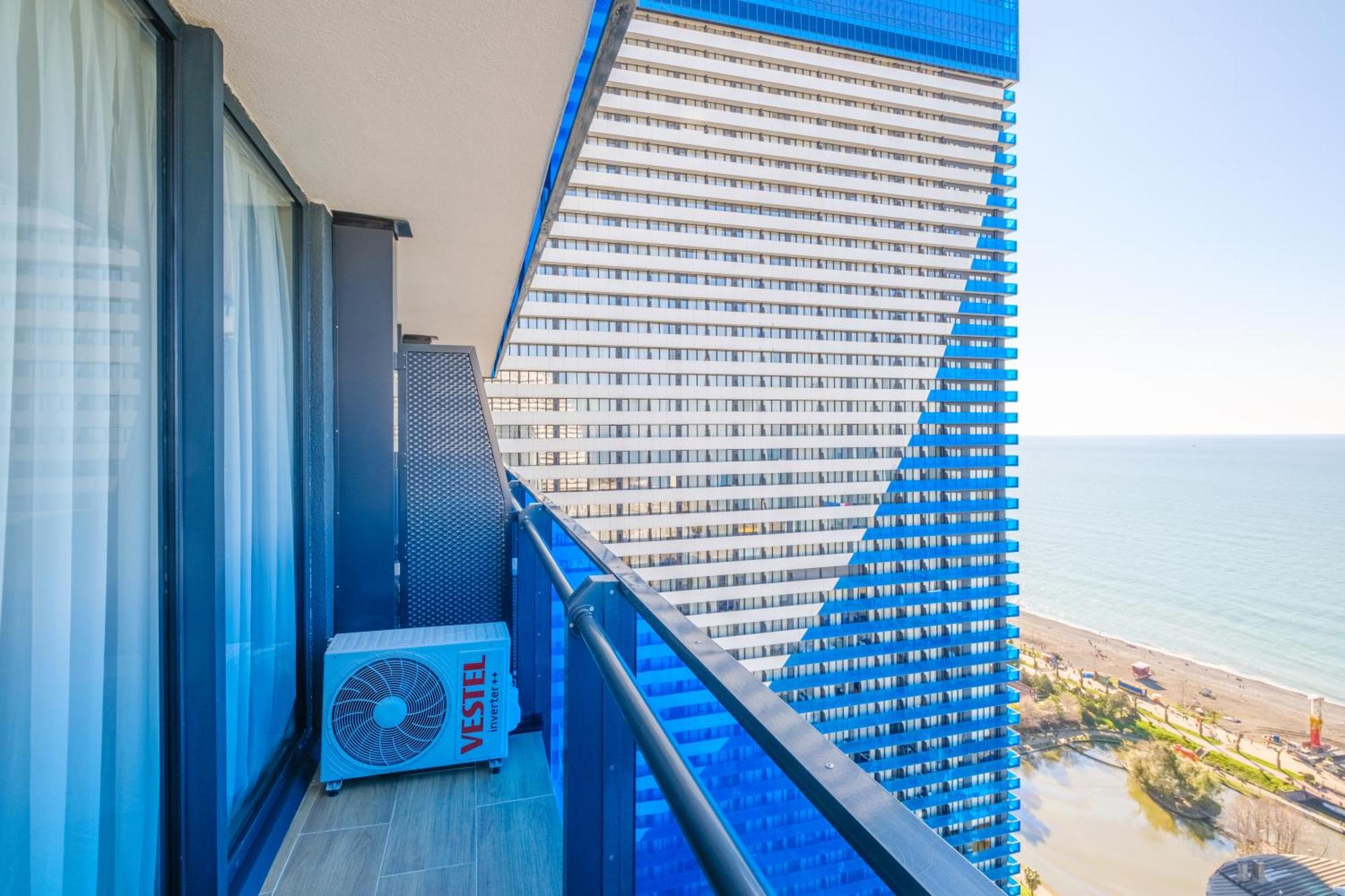 Orbi City Hotel Official D Block Batumi Esterno foto