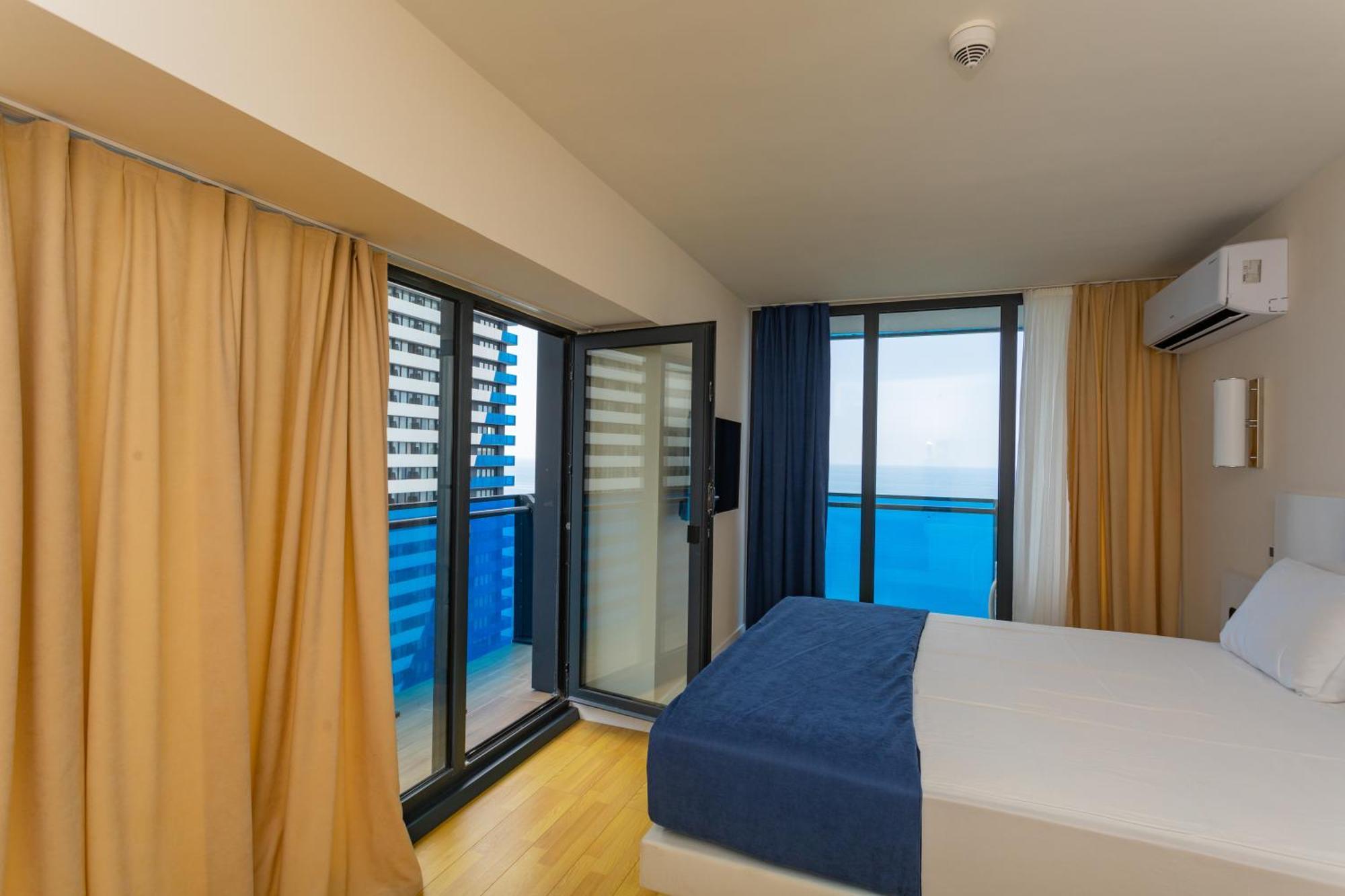 Orbi City Hotel Official D Block Batumi Esterno foto